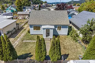 1057 Greenwood Ave, Reedsport, OR 97467 - Photo 4