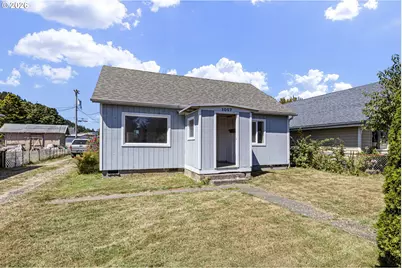 1057 Greenwood Ave, Reedsport, OR 97467 - Photo 2