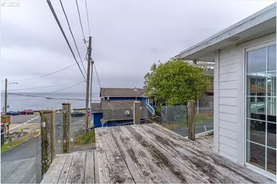 25 NE Clarke St, Depoe Bay, OR 97341 - Photo 20