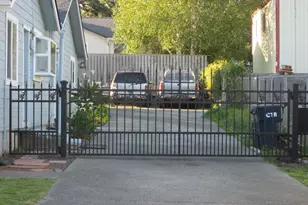 910 Easy St, Brookings, OR 97415 - Photo 10