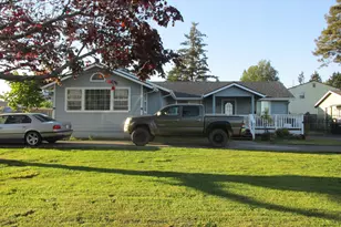 910 Easy St, Brookings, OR 97415 - Photo 2