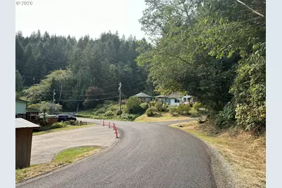 6064 Santa Rd, Florence, OR 97439 - Photo 2