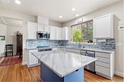 2040 NW Artz Ct, Camas, WA 98607 - Photo 10