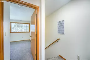 824 NE Ashby Ct, McMinnville, OR 97128 - Photo 22