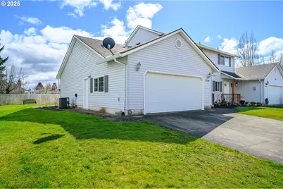 824 NE Ashby Ct, McMinnville, OR 97128 - Photo 36