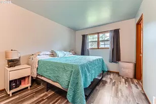 3209 SE 165th Pl, Portland, OR 97236 - Photo 14