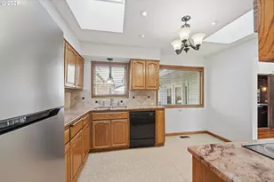 349 Greenfield Ave, Eugene, OR 97404 - Photo 12