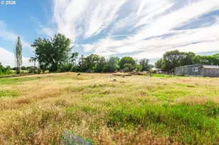 80649 Crooked Rd, Irrigon, OR 97844 - Photo 16