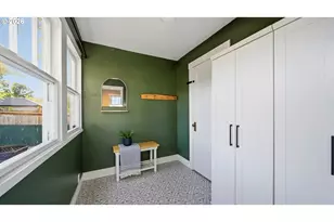 1218 E 11th St, The Dalles, OR 97058 - Photo 14
