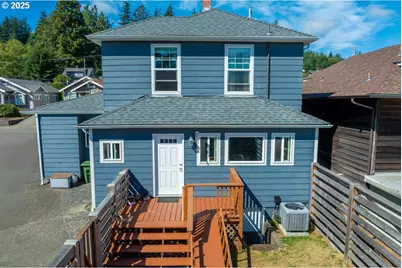 662 S 11th St, Coos Bay, OR 97420 - Photo 4