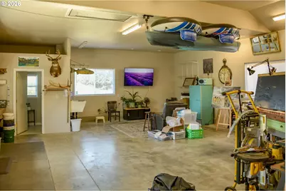 3952 Del Rio Rd, Roseburg, OR 97471 - Photo 28