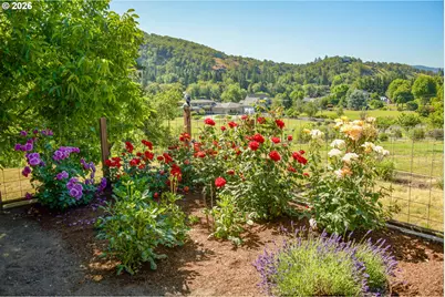 3952 Del Rio Rd, Roseburg, OR 97471 - Photo 20