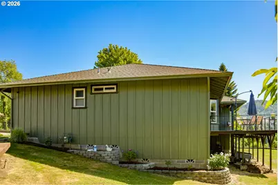 3952 Del Rio Rd, Roseburg, OR 97471 - Photo 24