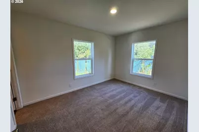 110 NW 4th St #F16, Warrenton, OR 97146 - Photo 16