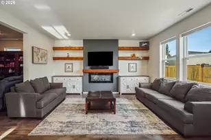 478 Greencrest St NE, Salem, OR 97301 - Photo 2