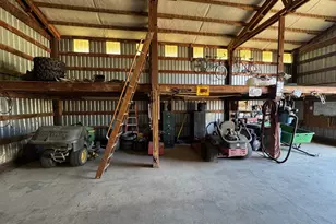 10418 Champoeg Rd, Aurora, OR 97002 - Photo 34