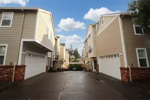 7872 SW 31st Ave, Portland, OR 97219 - Photo 2