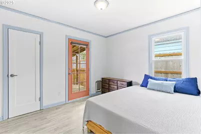 6824 N Commercial Ave, Portland, OR 97202 - Photo 30