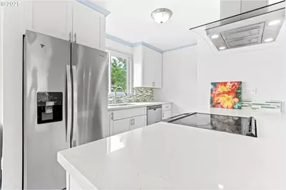 6824 N Commercial Ave, Portland, OR 97202 - Photo 16