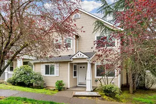 38800 Cascadia Village Dr, Sandy, OR 97055 - Photo 2