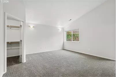 38800 Cascadia Village Dr, Sandy, OR 97055 - Photo 10