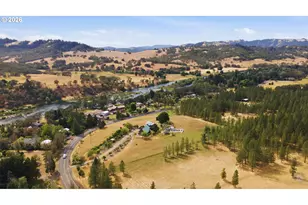 441 Echo Dr, Roseburg, OR 97470 - Photo 6