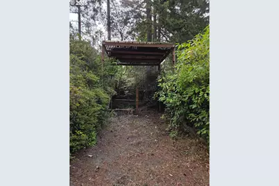 28 Easy St, Florence, OR 97439 - Photo 18