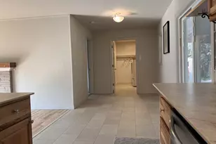 4189 SW Perkins Ave, Pendleton, OR 97801 - Photo 8