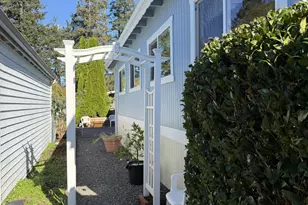 16063 Driftwood Ln, Brookings, OR 97415 - Photo 10