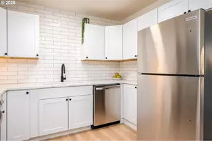 12530 SE Market St, Portland, OR 97233 - Photo 16