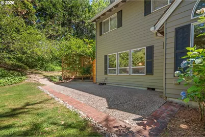 5575 Suncreek Dr, Lake Oswego, OR 97035 - Photo 34