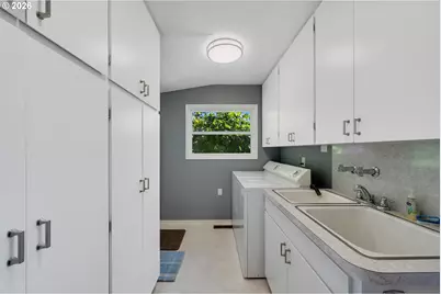 6145 Grandview Hts, Tillamook, OR 97141 - Photo 14
