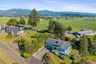6145 Grandview Heights, Tillamook, OR 97141 - Photo 2