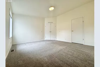 962 Rainbow Dr, Springfield, OR 97477 - Photo 12