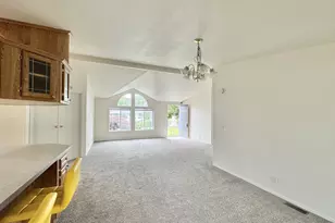 962 Rainbow Dr, Springfield, OR 97477 - Photo 28