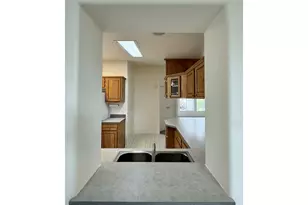 962 Rainbow Dr, Springfield, OR 97477 - Photo 32