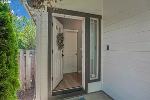 716 Eric Dr, Molalla, OR 97038 - Photo 2