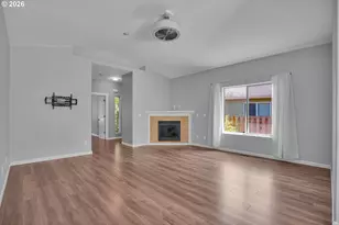 716 Eric Dr, Molalla, OR 97038 - Photo 6