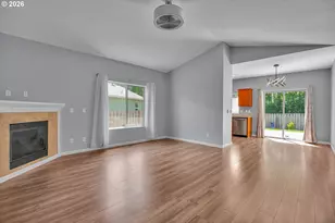 716 Eric Dr, Molalla, OR 97038 - Photo 4