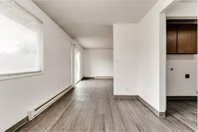 4137/4139 Bluebelle Way, Springfield, OR 97478 - Photo 8