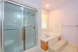 6012 NE Salmon Creek St, Vancouver, WA 98686 - Photo 16