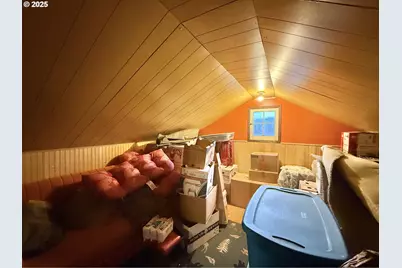 138 W 12th St, Prairie City, OR 97869 - Photo 24