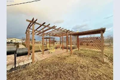 138 W 12th St, Prairie City, OR 97869 - Photo 30