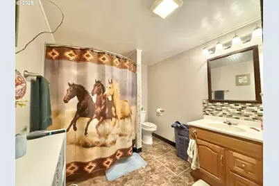 138 W 12th St, Prairie City, OR 97869 - Photo 14