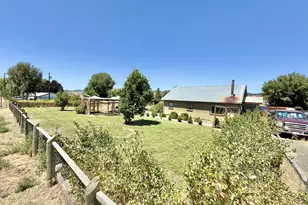 138 W 12th St, Prairie City, OR 97869 - Photo 2