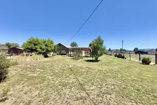 138 W 12th St, Prairie City, OR 97869 - Photo 4