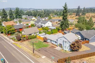 174 Steelhammer Rd, Silverton, OR 97381 - Photo 4