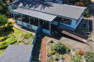 525 Village Pines Way, Coos Bay, OR 97420 - Photo 34