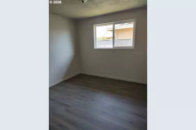 778 V St, Springfield, OR 97477 - Photo 14