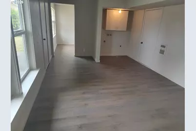 778 V St, Springfield, OR 97477 - Photo 12